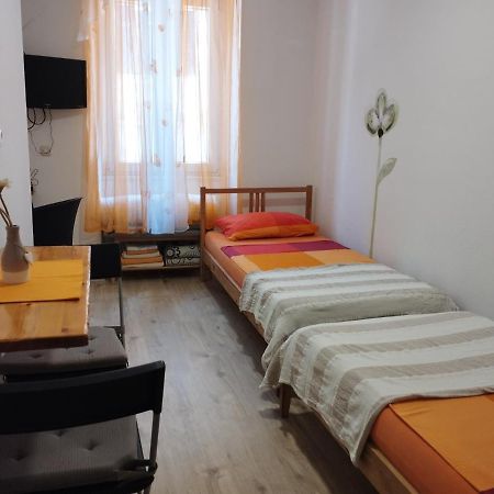 Old Town Room PUY מראה חיצוני תמונה